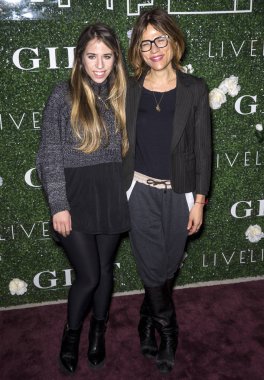 Yaldızlı geçim başlatmak eski Başkan Yardımcısı Joe Biden ile x