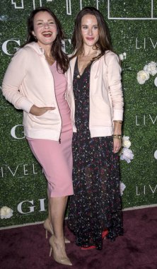 Yaldızlı geçim başlatmak eski Başkan Yardımcısı Joe Biden ile x