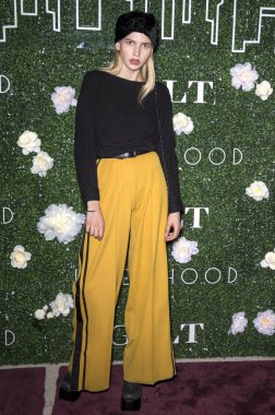 Yaldızlı geçim başlatmak eski Başkan Yardımcısı Joe Biden ile x