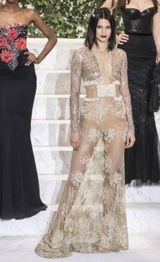 La Perla - sonbahar kış 2017 - gösteri