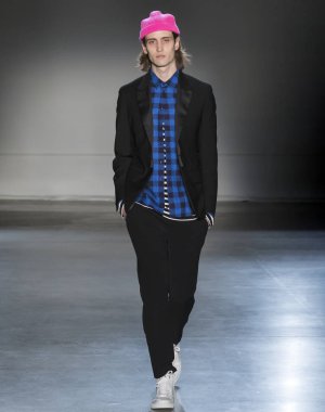 Rehberleri ve Voltaire - 2017 sonbahar koleksiyonu