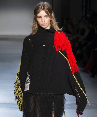 Rehberleri ve Voltaire - 2017 sonbahar koleksiyonu