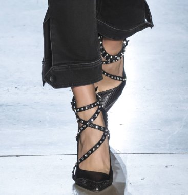 Rehberleri ve Voltaire - 2017 sonbahar koleksiyonu