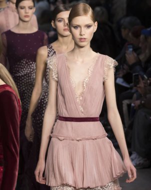 Carolina Herrera - 2017 sonbahar koleksiyonu