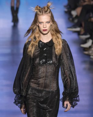 Anna Sui - 2017 sonbahar koleksiyonu