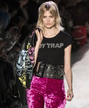 Jeremy Scott - 2017 sonbahar koleksiyonu