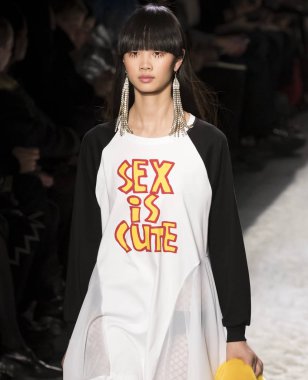 Jeremy Scott - 2017 sonbahar koleksiyonu