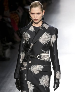 Prabal Gurung - 2017 sonbahar koleksiyonu
