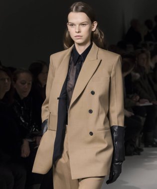 Victoria Beckham - 2017 sonbahar koleksiyonu