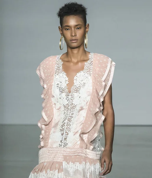 Zimmermann - Fall 2017 Collection — Stock Photo, Image