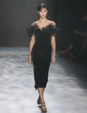 Marchesa - 2017 sonbahar koleksiyonu