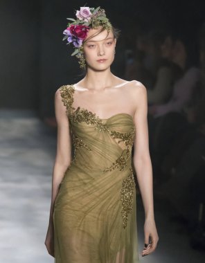 Marchesa - 2017 sonbahar koleksiyonu