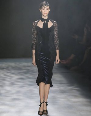 Marchesa - 2017 sonbahar koleksiyonu