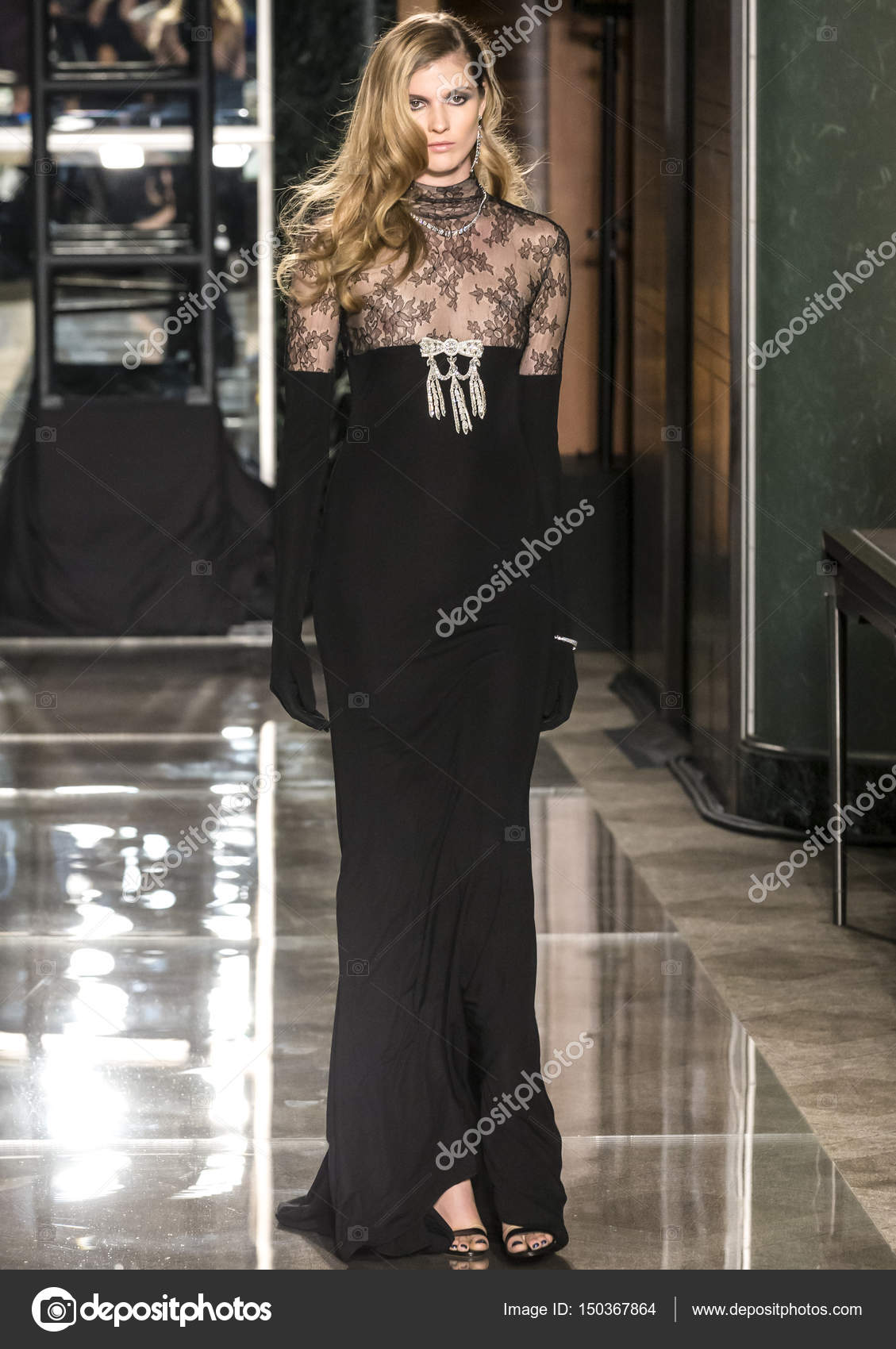 Reem Acra Spring 2018 Collection New York Fashion Week Brida