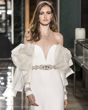 Reem Acra - 2018 bahar koleksiyonu - New York moda hafta Brida