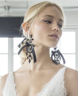 Marchesa - 2018 bahar koleksiyonu - New York moda hafta gelin