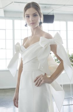 Marchesa - 2018 bahar koleksiyonu - New York moda hafta gelin