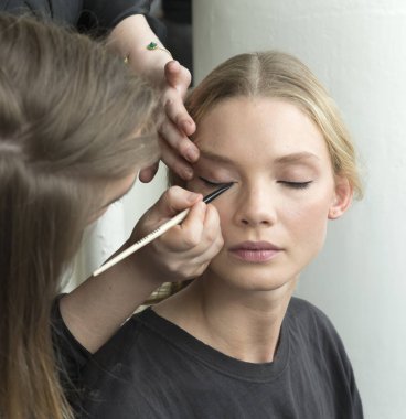 Marchesa - 2018 bahar koleksiyonu - New York moda hafta gelin