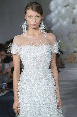 Mira Zwillinger - bahar 2018 koleksiyonu - New York Moda Haftası