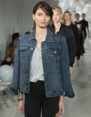 Mira Zwillinger - bahar 2018 koleksiyonu - New York Moda Haftası