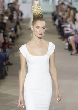 Ines Di Santo - bahar 2018 koleksiyonu - New York Moda Haftası B