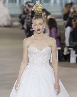 Ines Di Santo - bahar 2018 koleksiyonu - New York Moda Haftası B