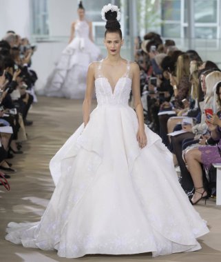 Ines Di Santo - bahar 2018 koleksiyonu - New York Moda Haftası B