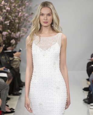 Theia - 2018 bahar koleksiyonu - New York moda hafta gelin