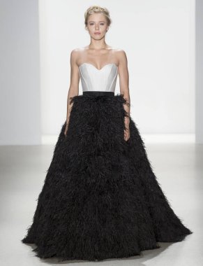 Kelly Faetanini-bahar 2018 koleksiyonu - New York Moda Haftası 