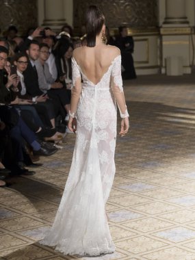 Berta - bahar 2018 koleksiyonu - New York moda hafta gelin