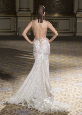 Berta - bahar 2018 koleksiyonu - New York moda hafta gelin