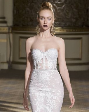 Berta - bahar 2018 koleksiyonu - New York moda hafta gelin