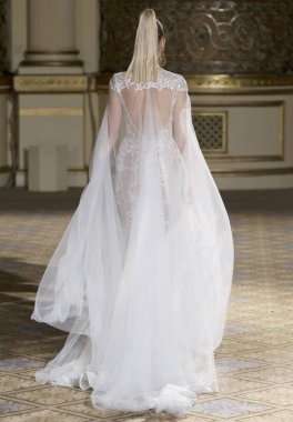 Berta - bahar 2018 koleksiyonu - New York moda hafta gelin