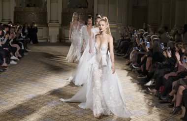 Berta - bahar 2018 koleksiyonu - New York moda hafta gelin