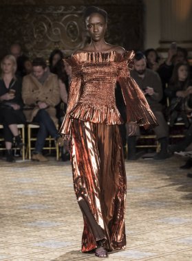 Christian Siriano - 2017 sonbahar koleksiyonu