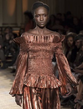 Christian Siriano - 2017 sonbahar koleksiyonu