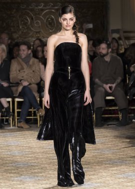 Christian Siriano - 2017 sonbahar koleksiyonu