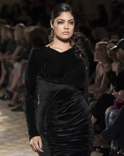 Christian Siriano - 2017 sonbahar koleksiyonu