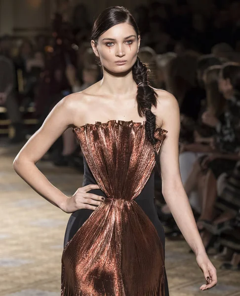 Christian Siriano - 2017 sonbahar koleksiyonu