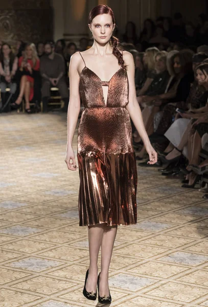 Christian Siriano - 2017 sonbahar koleksiyonu