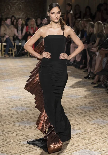 Christian Siriano - 2017 sonbahar koleksiyonu