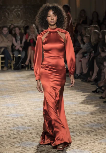 Christian Siriano - 2017 sonbahar koleksiyonu