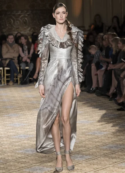 Christian Siriano - 2017 sonbahar koleksiyonu