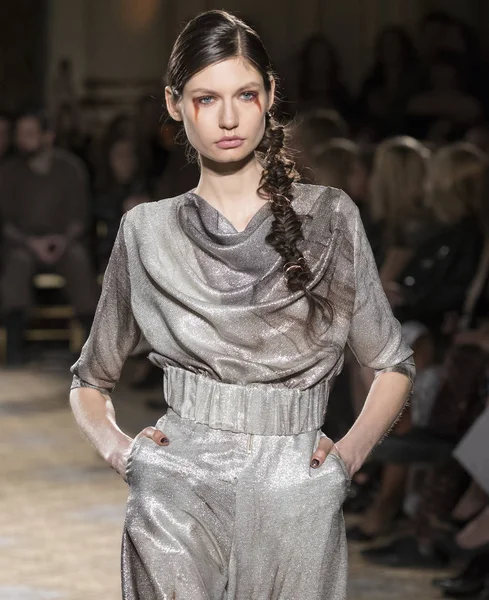 Christian Siriano - 2017 sonbahar koleksiyonu