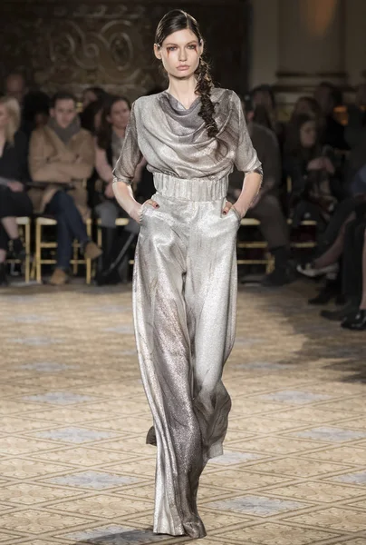 Christian Siriano - 2017 sonbahar koleksiyonu