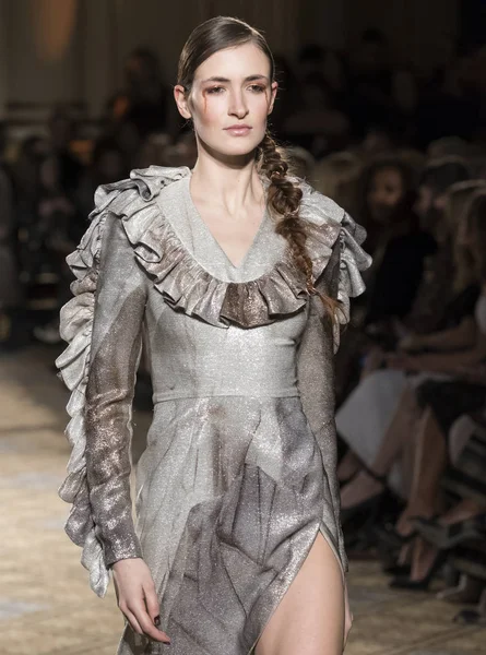 Christian Siriano - 2017 sonbahar koleksiyonu