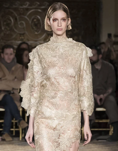 Christian Siriano - 2017 sonbahar koleksiyonu