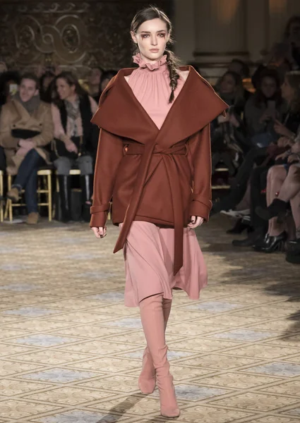 Christian Siriano - 2017 sonbahar koleksiyonu