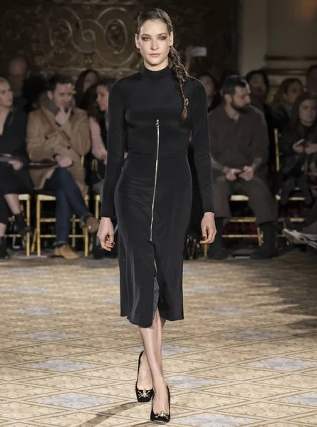 Christian Siriano - 2017 sonbahar koleksiyonu