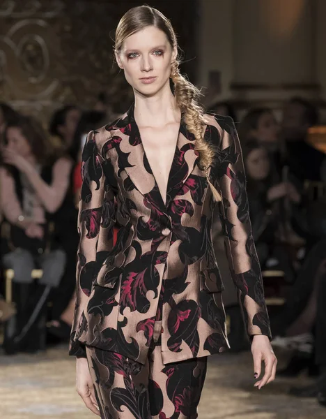 Christian Siriano - 2017 sonbahar koleksiyonu